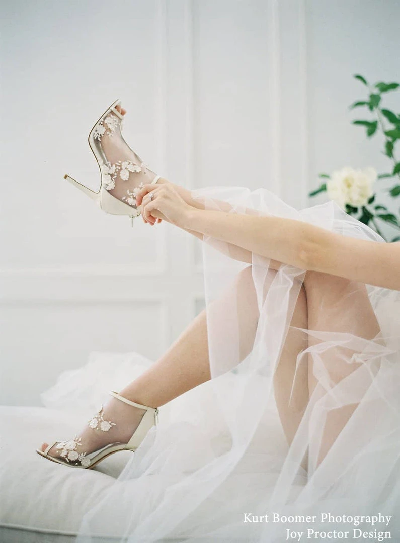 BELLE BY JOY PROCTOR Wedding Booties Flower Embroidered Boots 8 BELLE BY JOY PROCTOR Wedding Booties Flower Embroidered Boots